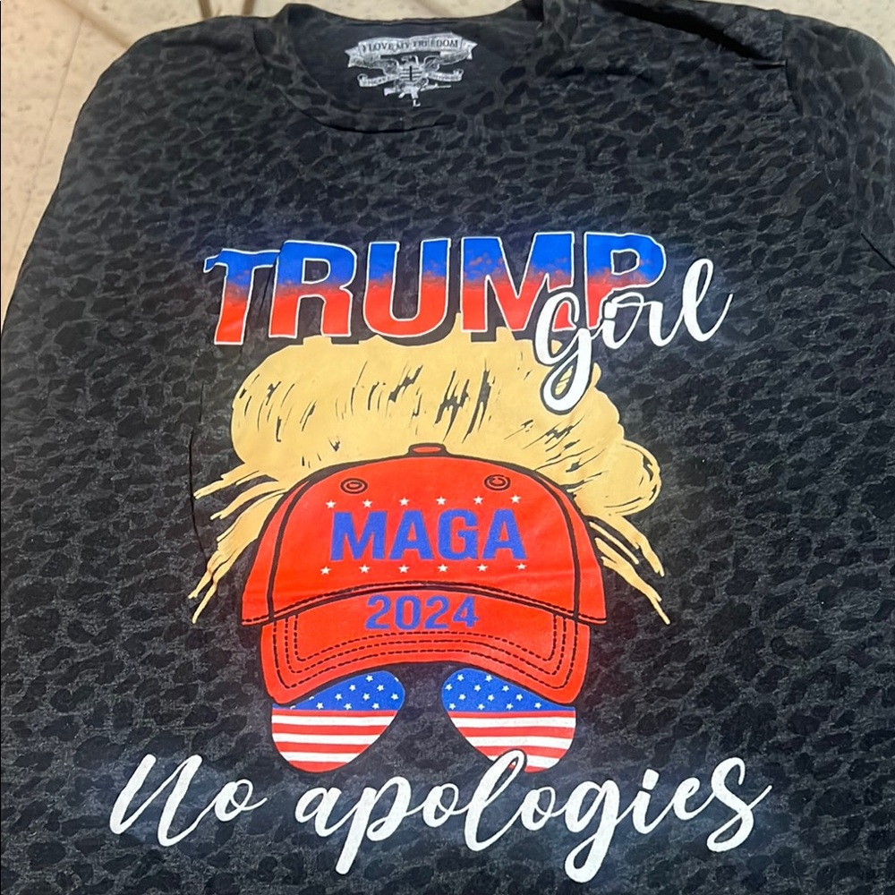No Apologies Graphic Trump T-Shirt
